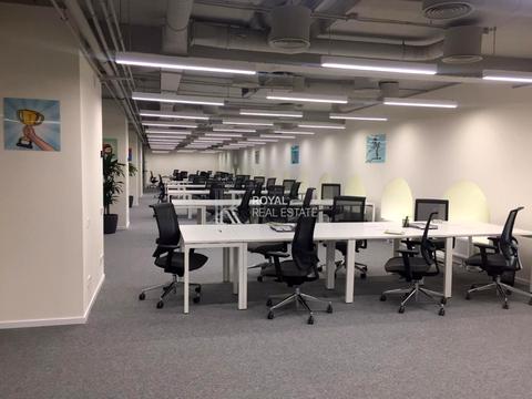 коммерческая по адресу майдан Незалежності пл., 2