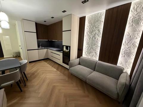 квартира за адресою Європейського Союзу просп. (Правди), 17-А