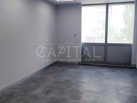 комерційна за адресою Тараса Шевченка бульв., 35