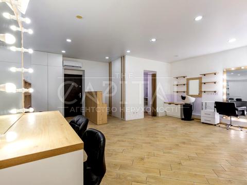 комерційна за адресою Мечникова вул., 106