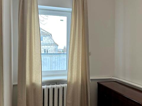 будинок за адресою Квітнева