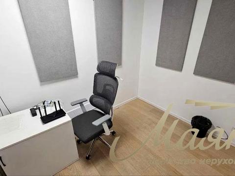 комерційна за адресою Богдана Хмельницького вул., 17/52