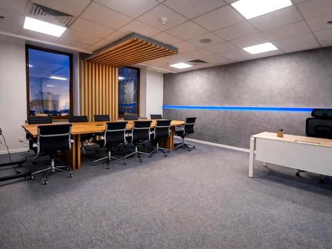 комерційна за адресою Богдана Хмельницького вул., 17/52