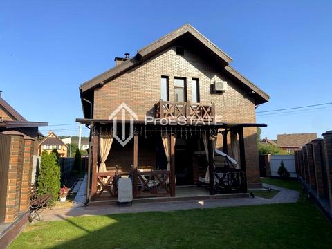 дом по адресу Шкільна пер. (Шкільна)