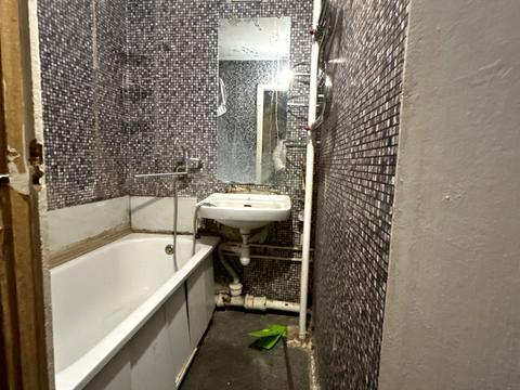 квартира за адресою Автозаводська вул., 27