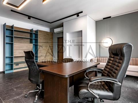 комерційна за адресою Центральна вул., 75