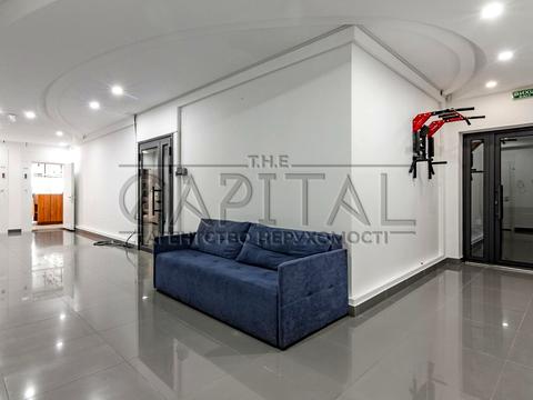 комерційна за адресою Центральна вул., 75