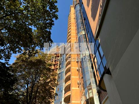 квартира за адресою Старонаводницька вул., 4-В