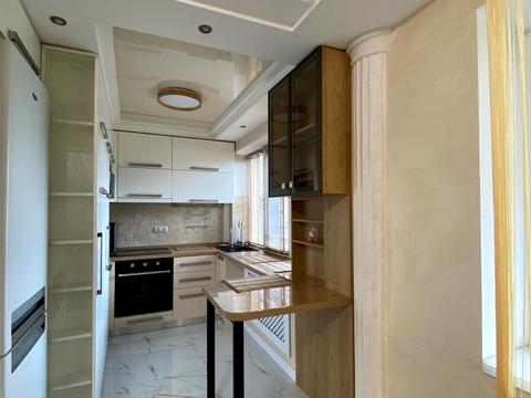 квартира за адресою Івана Мазепи вул. (Січневого Повстання), 4