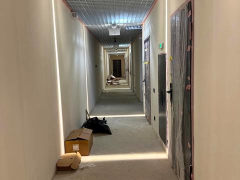 комерційна за адресою урочище Вишні вул., (Будинок)