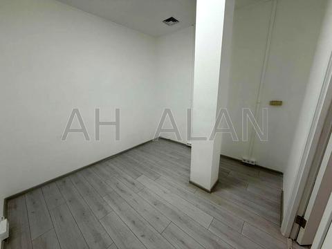 комерційна за адресою Басейна вул., 2а