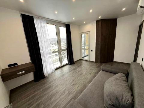 квартира за адресою Богдана Хмельницького вул., 8