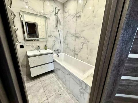 квартира за адресою Богдана Хмельницького вул., 8