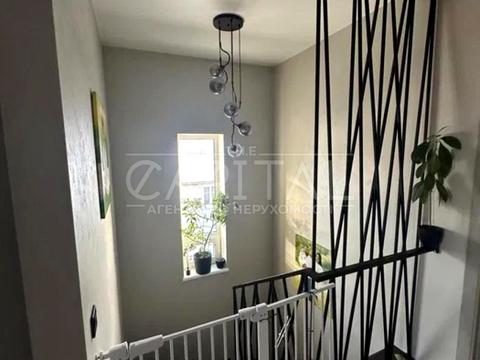 будинок за адресою Леоніда Каденюка вул. (Поповича), 1-Б