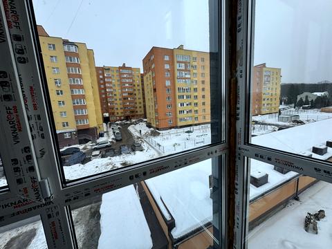 квартира за адресою Коновальця вул., (Будинок)