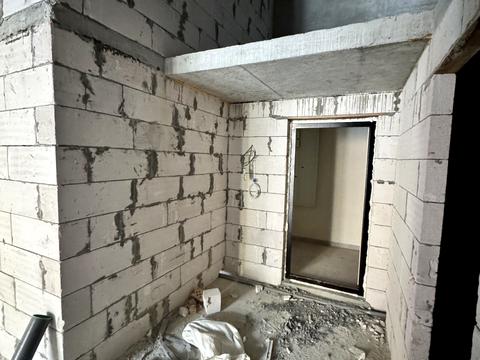 квартира за адресою Коновальця вул., (Будинок)