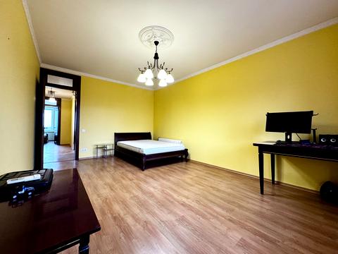 квартира за адресою Дмитра Яворницького просп. (Карла Маркса), 45