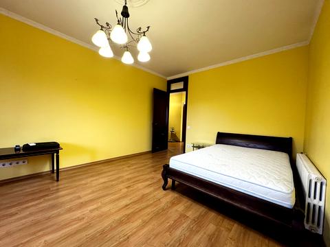 квартира за адресою Дмитра Яворницького просп. (Карла Маркса), 45