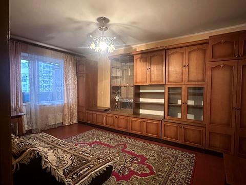 квартира за адресою Анни Ахматової вул., 6