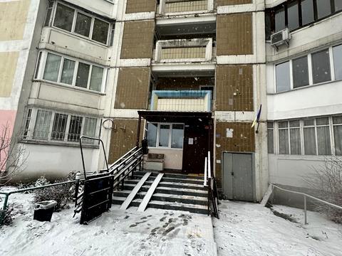 квартира за адресою Анни Ахматової вул., 6