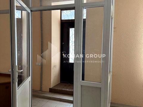 коммерческая по адресу Заречанская ул., 24