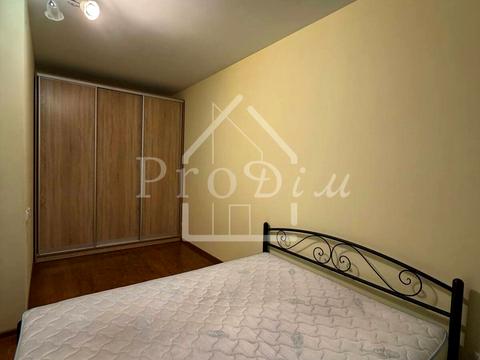 квартира по адресу Героев Небесной Сотни просп., 18/1