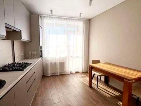 квартира за адресою Героїв Небесної Сотні просп., 16/8