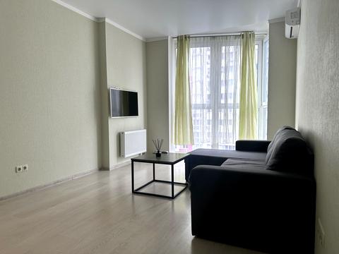 квартира за адресою Київ, Драгоманова вул., 2