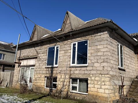 будинок за адресою Тіниста