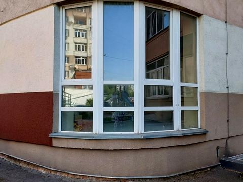 комерційна за адресою В'ячеслава Чорновола просп. (), 67в