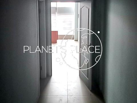 комерційна за адресою Костянтинівська вул., 71