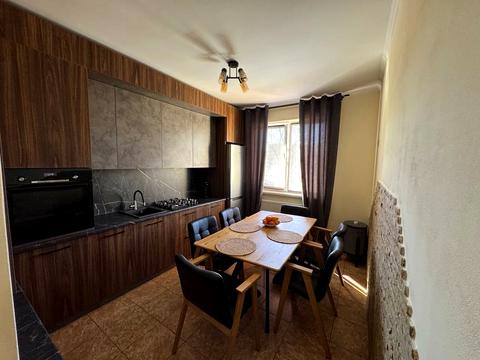 дом по адресу Червоной Калины просп.