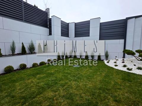 будинок за адресою Молодіжна