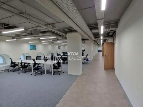 комерційна за адресою Київ, майдан Незалежності пл., 2