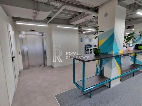 комерційна за адресою Київ, майдан Незалежності пл., 2