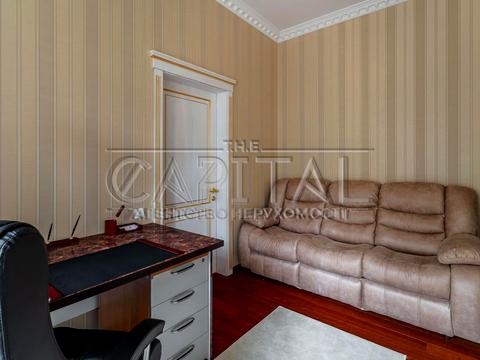 будинок за адресою с. Хотів, Лісова вул.