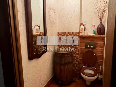 комерційна за адресою Вишгородська вул., 4