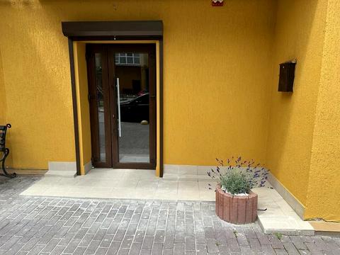 коммерческая по адресу Шараневича ул., 23