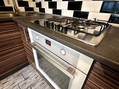 квартира за адресою Радистів вул., 34-Б