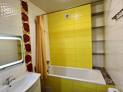 квартира за адресою Радистів вул., 34-Б