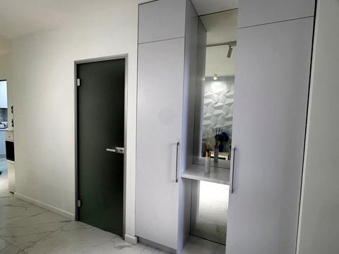 комерційна за адресою Богдана Хмельницького вул., 1-Б