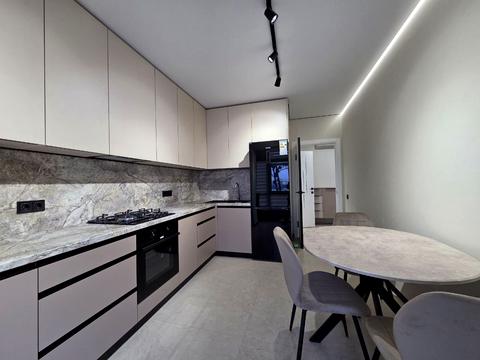 квартира по адресу Высочана ул., (Будинок 7)