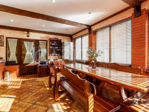 будинок за адресою Абрикосова