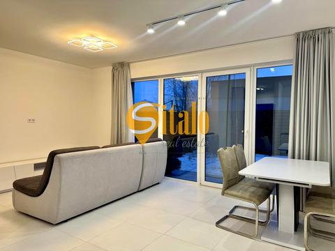 будинок за адресою Центральна вул.