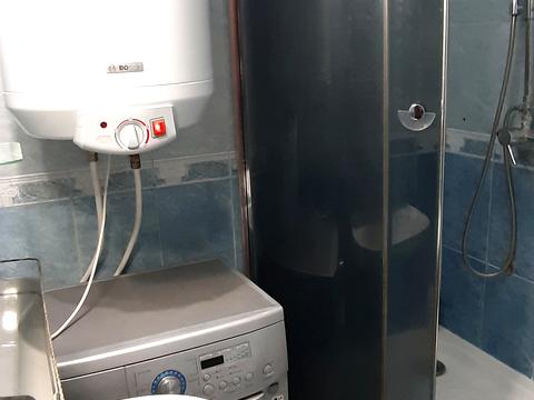 квартира за адресою Київ, Верховної Ради бульв., 18-Б