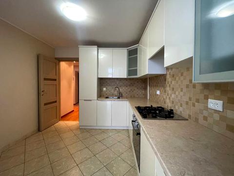 квартира за адресою Молодіжна вул., (Будинок)