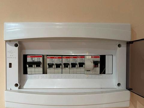 квартира за адресою Молодіжна вул., (Будинок)