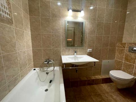 квартира за адресою Молодіжна вул., (Будинок)