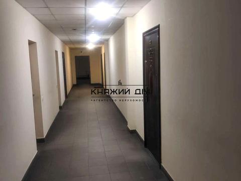 коммерческая по адресу Уинстона Черчилля ул. (Красноткацкая), 42Е