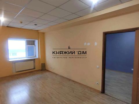 коммерческая по адресу Уинстона Черчилля ул. (Красноткацкая), 42Е